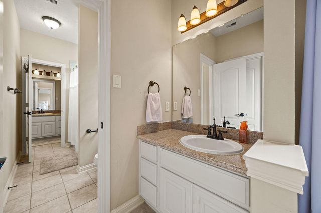 12406 Garden Field Lane, Pearland, TX 77584