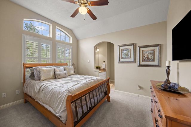 12406 Garden Field Lane, Pearland, TX 77584