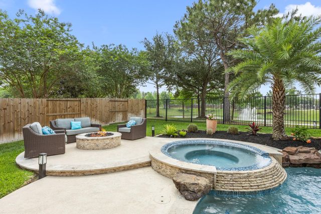 12406 Garden Field Lane, Pearland, TX 77584