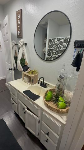 124 HUNTER AVENUE Avenue, Council Bluffs, IA 51503