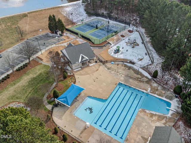 434 Eyam Hall Lane, Apex, NC 27502