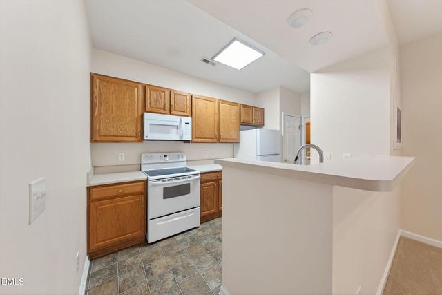 434 Eyam Hall Lane, Apex, NC 27502