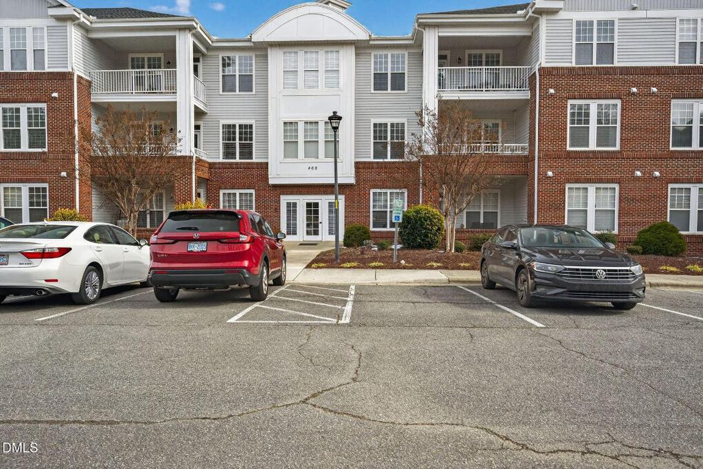 434 Eyam Hall Lane, Apex, NC 27502