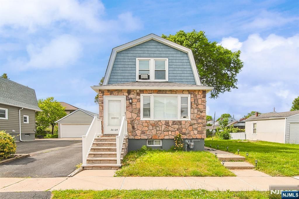 24-09 Raphael Street, Fair Lawn, NJ 07410