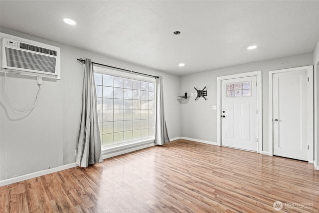 112 E Street NE, Ephrata, WA 98823