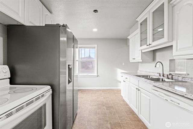 112 E Street NE, Ephrata, WA 98823