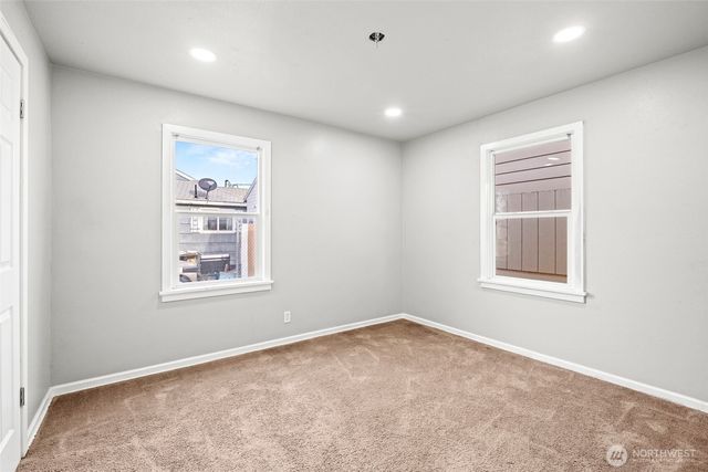 112 E Street NE, Ephrata, WA 98823