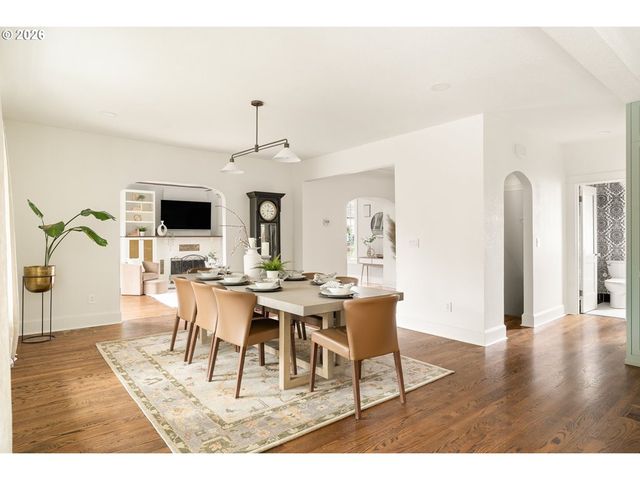 2261 Ne 30TH Ave, Portland, OR 97212