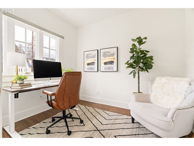 2261 Ne 30TH Ave, Portland, OR 97212