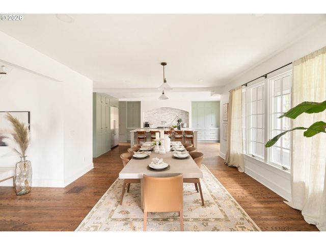 2261 Ne 30TH Ave, Portland, OR 97212