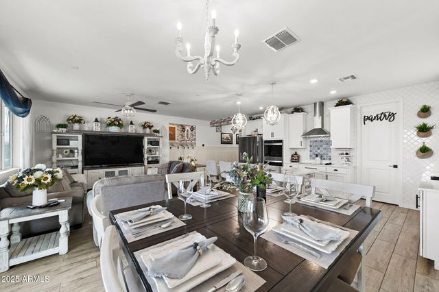 48219 N LA SOLEDAD --, Gold Canyon, AZ 85118