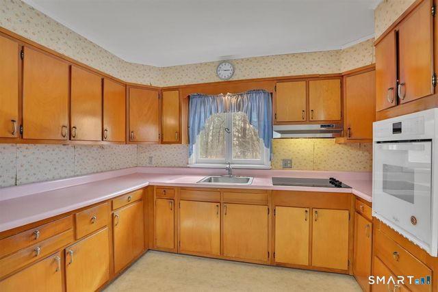 47 Park Road, Colchester, CT 06415