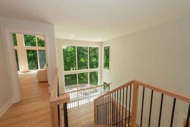 1221 Loch Lane, Lake Forest, IL 60045