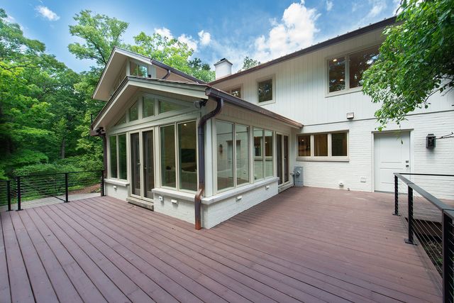 1221 Loch Lane, Lake Forest, IL 60045