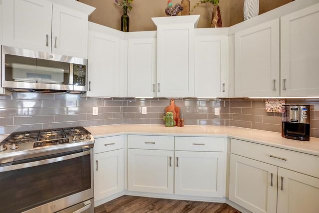 3049 Mendota DRIVE, Summit, WI 53066