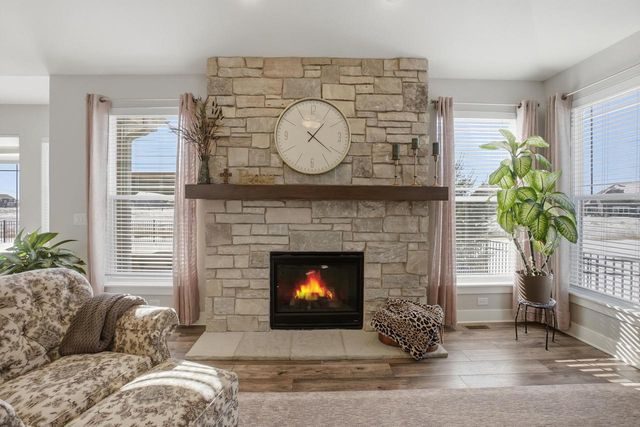 3049 Mendota DRIVE, Summit, WI 53066