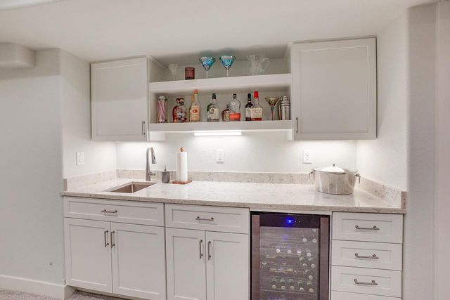 3049 Mendota DRIVE, Summit, WI 53066