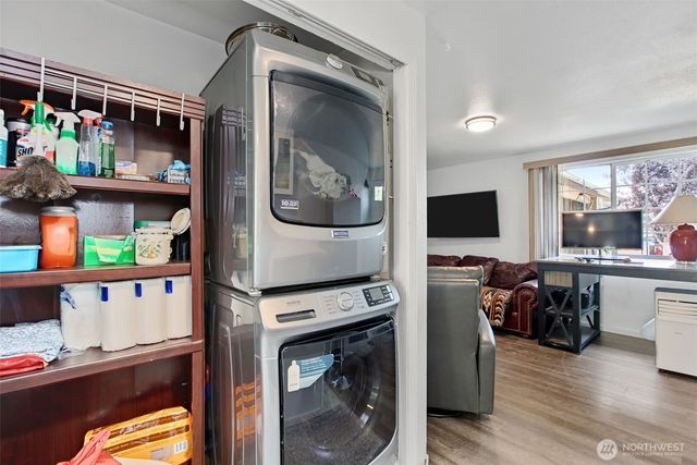 9007 10th Street NE, Lake Stevens, WA 98258