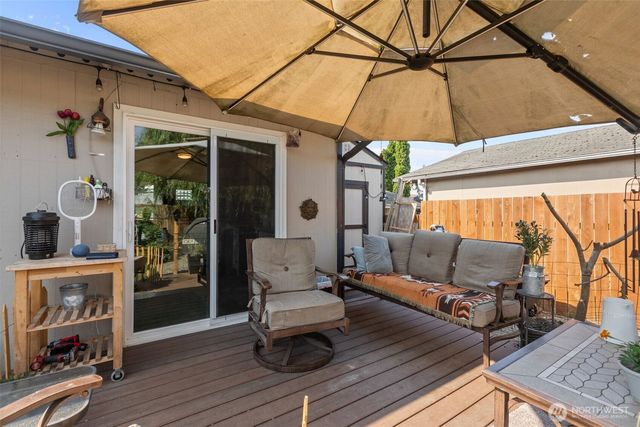 9007 10th Street NE, Lake Stevens, WA 98258