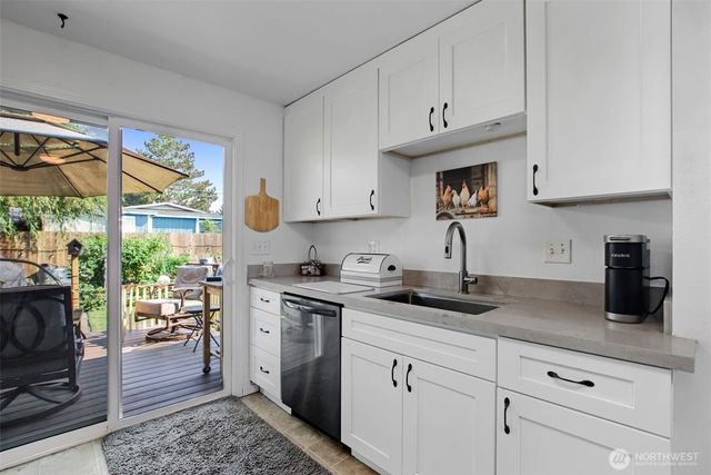 9007 10th Street NE, Lake Stevens, WA 98258