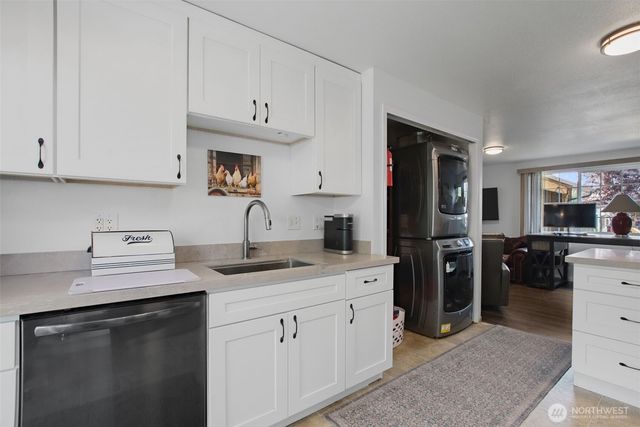 9007 10th Street NE, Lake Stevens, WA 98258