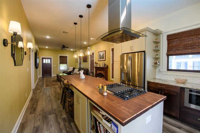 314 E FRANCES AVENUE, Tampa, FL 33602