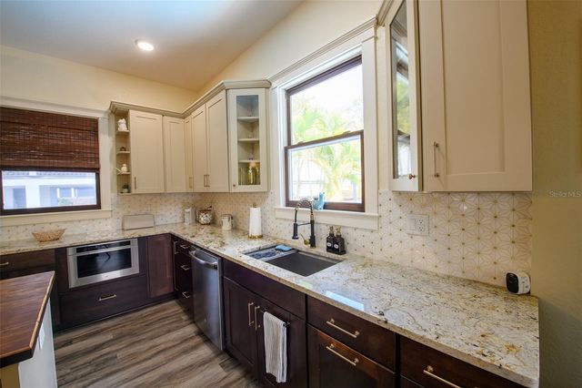 314 E FRANCES AVENUE, Tampa, FL 33602