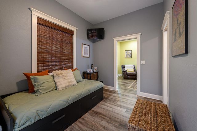 314 E FRANCES AVENUE, Tampa, FL 33602