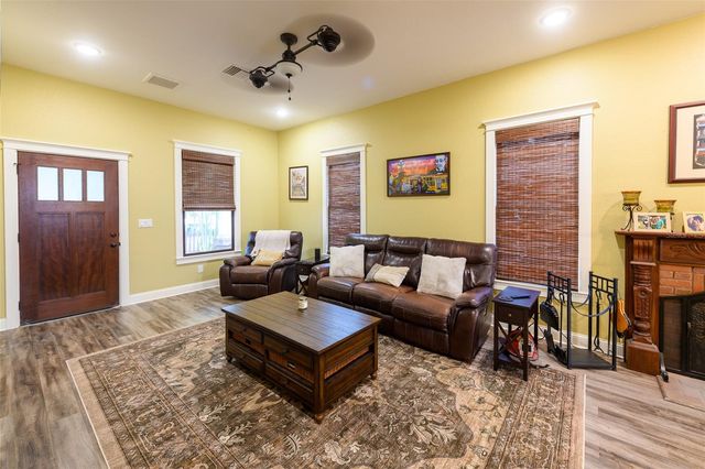 314 E FRANCES AVENUE, Tampa, FL 33602