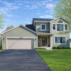 1590 Bridgedale Court, Crystal Lake, IL 60014