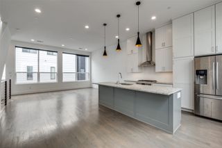 5927 Lindell Avenue 104, Dallas, TX 75206