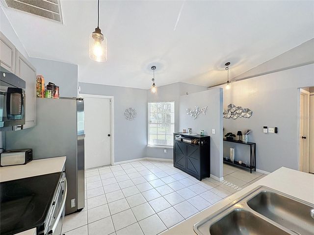 240 SUNRISE RD, Davenport, FL 33837