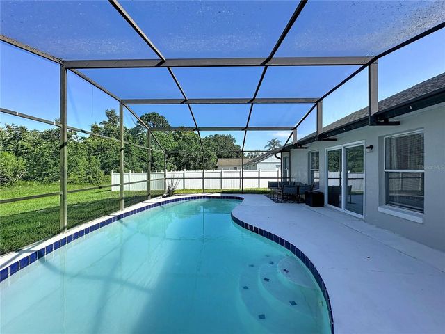 240 SUNRISE RD, Davenport, FL 33837