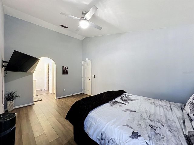 240 SUNRISE RD, Davenport, FL 33837