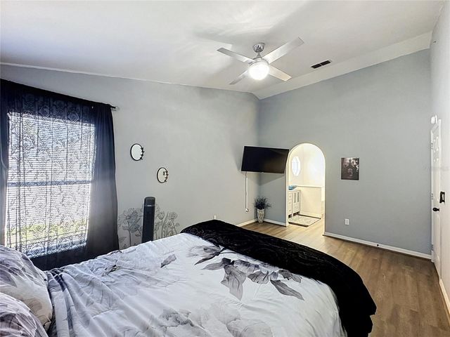 240 SUNRISE RD, Davenport, FL 33837