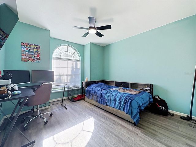 240 SUNRISE RD, Davenport, FL 33837