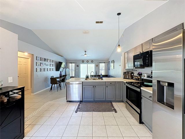 240 SUNRISE RD, Davenport, FL 33837