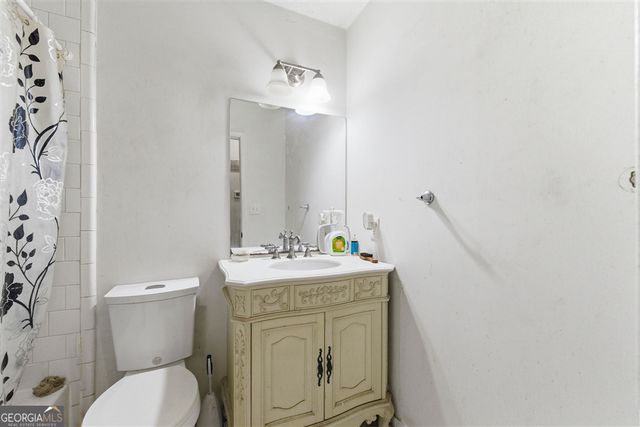 6015 Landover Circle, Morrow, GA 30260