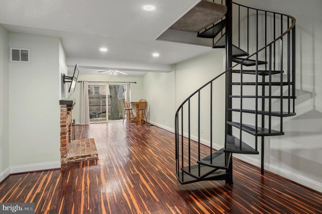 636 PORTLAND ST, Baltimore, MD 21230
