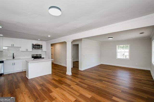 4244 Lindsey Drive, Decatur, GA 30035
