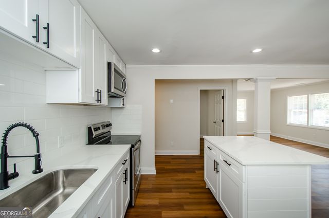 4244 Lindsey Drive, Decatur, GA 30035