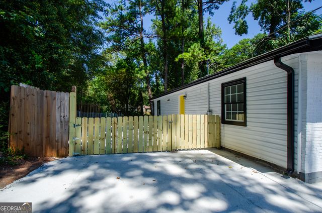 4244 Lindsey Drive, Decatur, GA 30035