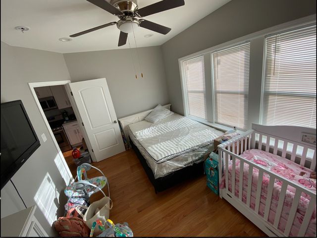 8136 S Luella Avenue, Chicago, IL 60617
