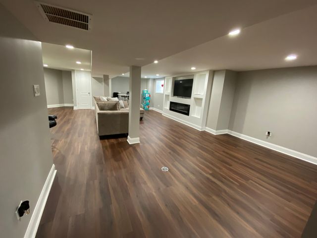 8136 S Luella Avenue, Chicago, IL 60617