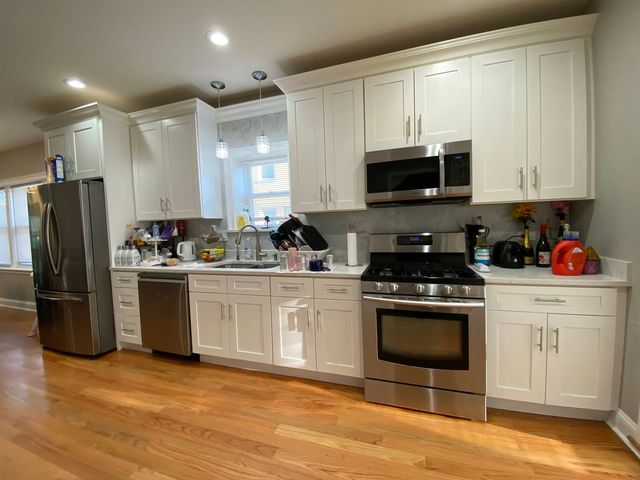 8136 S Luella Avenue, Chicago, IL 60617