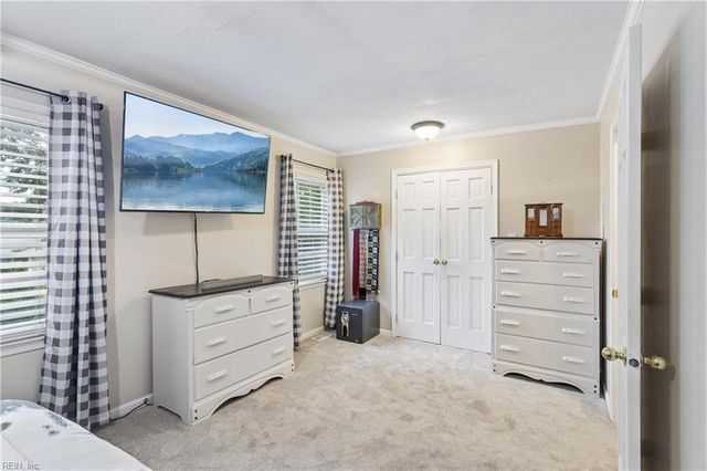 283 Exeter RD, Newport News, VA 23602
