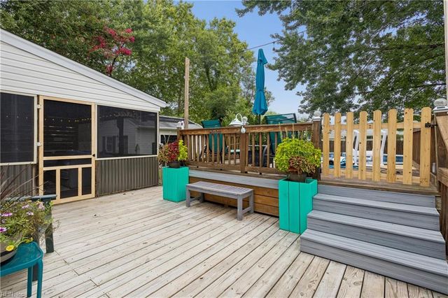 283 Exeter RD, Newport News, VA 23602