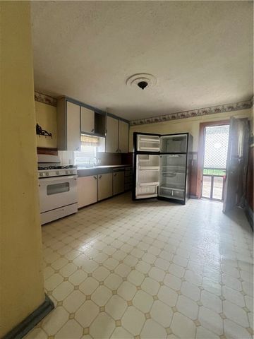 14 Wintergreen Lane, Yellville, AR 72687