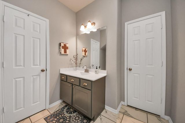 32655 Timber Point Drive, Brookshire, TX 77423