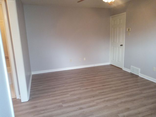 7503 APPLING ESTATE DR, Memphis, TN 38133